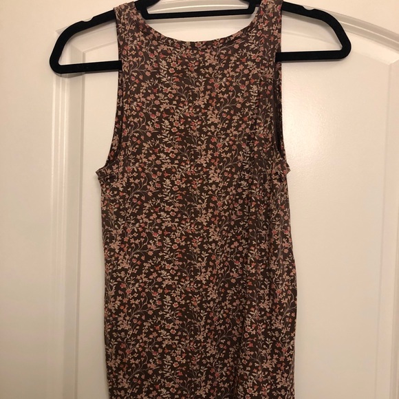 Almost Brand New American Eagle Flower Tanktop - Picture 2 of 2